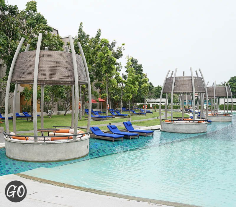 รีวิว Avani+ Hua Hin Resort ติดทะเล สระว่ายน้ำใหญ่