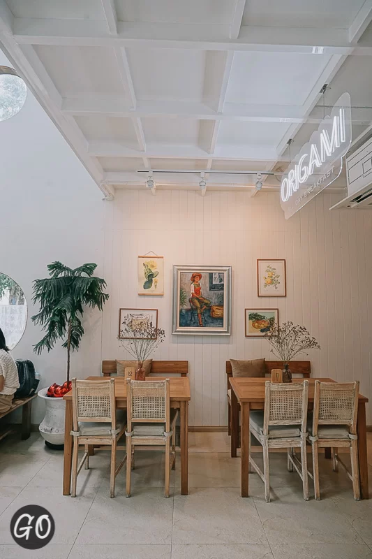 Review image of Origami Cafe Wing Villa 