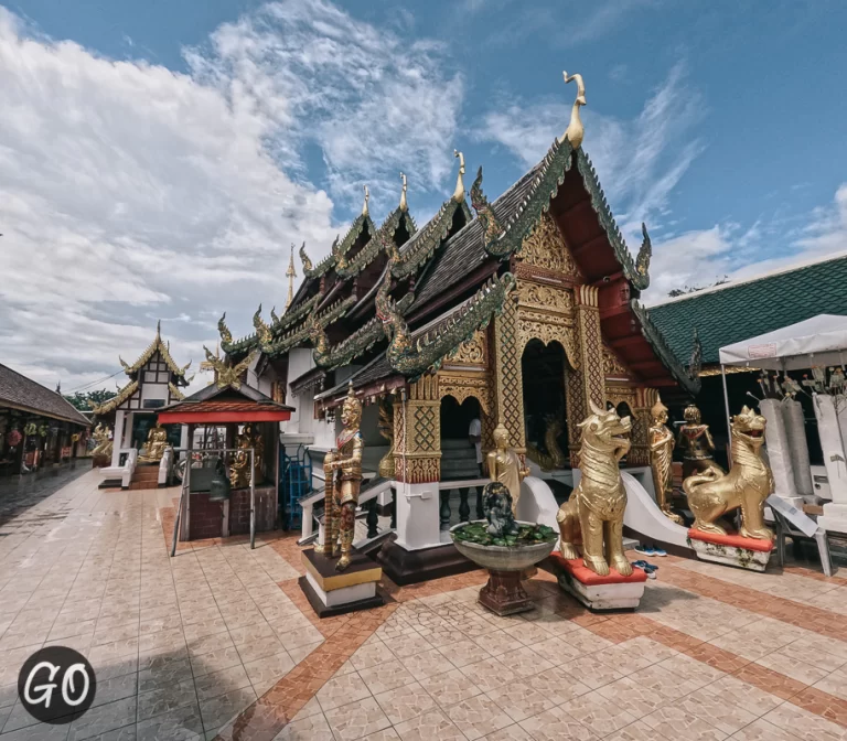 Review image of Wat Phra That Doi Kham 